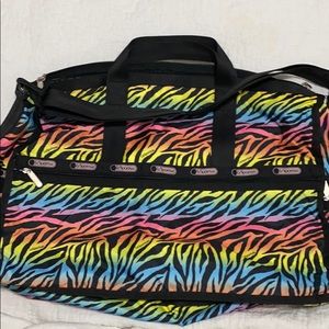 Le sportsac travel bag
